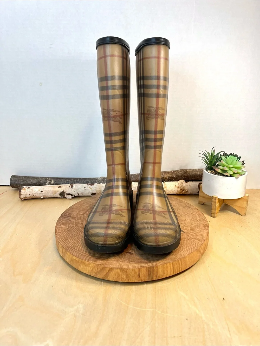 Burberry Check Rain Boots Size 37 / US 7 Waterproof